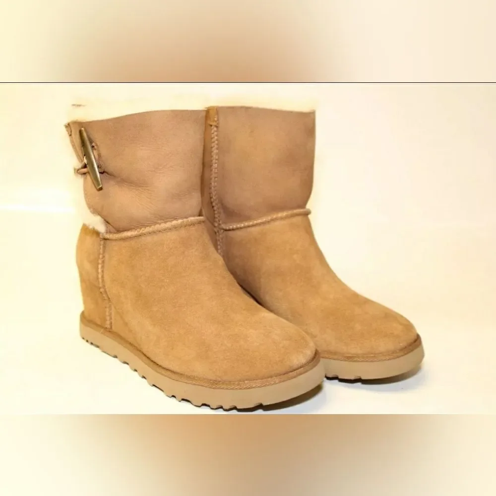 UGG Australia Classic Femme Toggle Sheepskin Suede Wedge Platform Boot 8